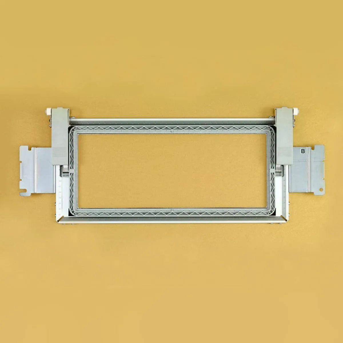 BMVT10 Border Frame 300 X 100 Baby Lock Venture