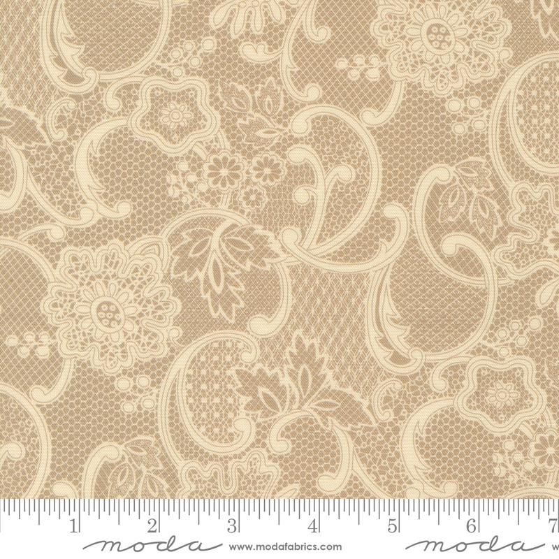 Lydias Lace Toast Floral