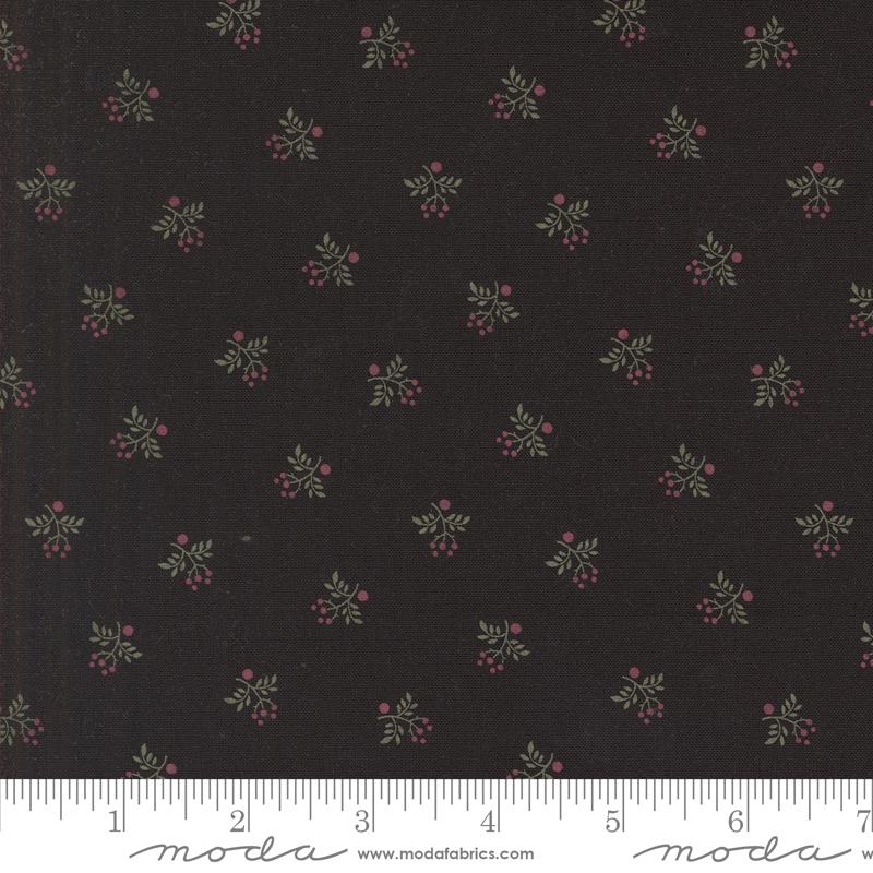 A Vintage Christmas Holly Black