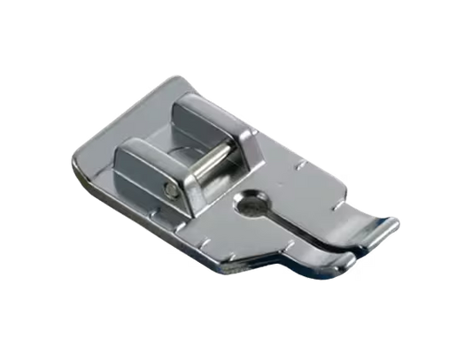 Brother SA125 1/4 in piecing foot