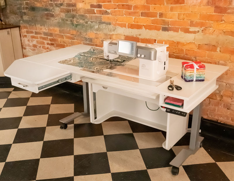Horn Model 9100 Height Adjustable Sewing Table