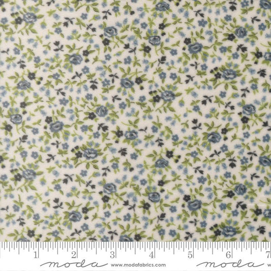 Nantucket Summer Quilt Cuddle || Meadow Small Floral Cream Blue