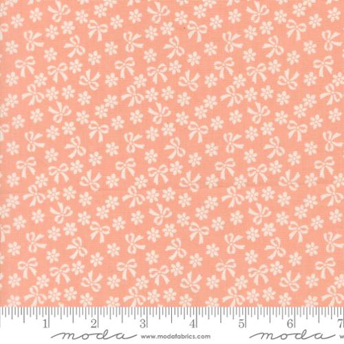 Handmade Sweetness || Bows & Daisies || Peach