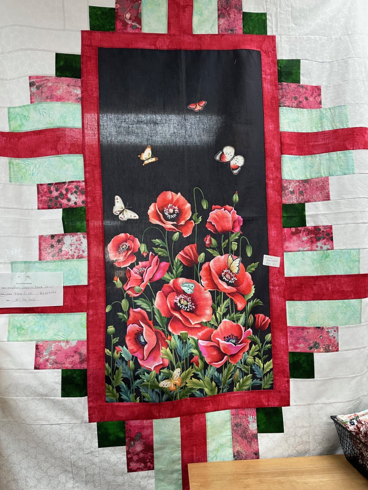 Poppies Grand Prize Quilt Fabric Kit
