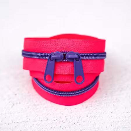 Renaissance Ribbons || Raspberry Rave || 30in Handbag Zipper