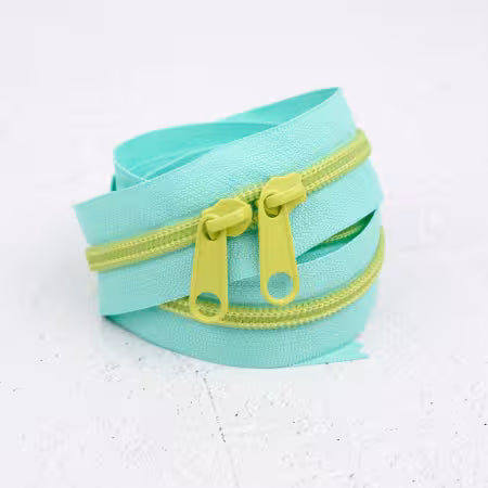 Renaissance Ribbons || Lime Splash || 30in Handbag Zipper