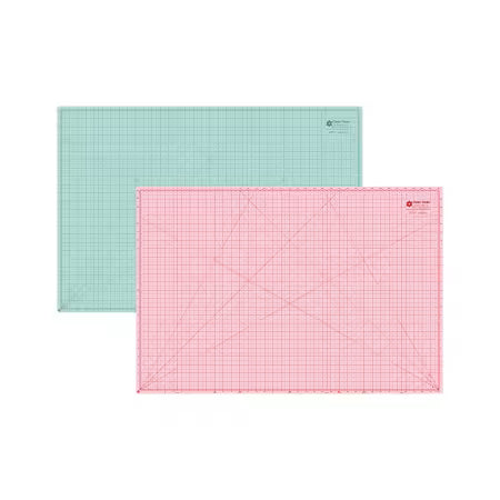 Lori Holt Cute Cutting Mat 24in x 36in