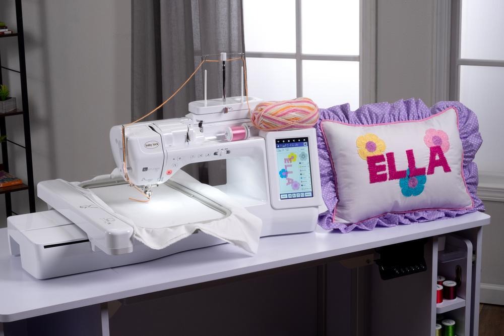 Baby Lock Luna Sewing & Embroidery Machine