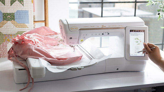 Baby Lock Luna Sewing & Embroidery Machine