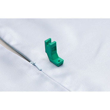 Babylock Invisible Zipper Foot BLQP-IZF