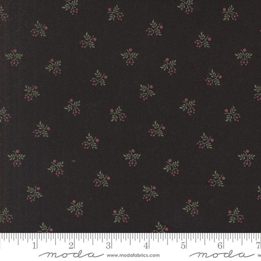 A Vintage Christmas Holly Black