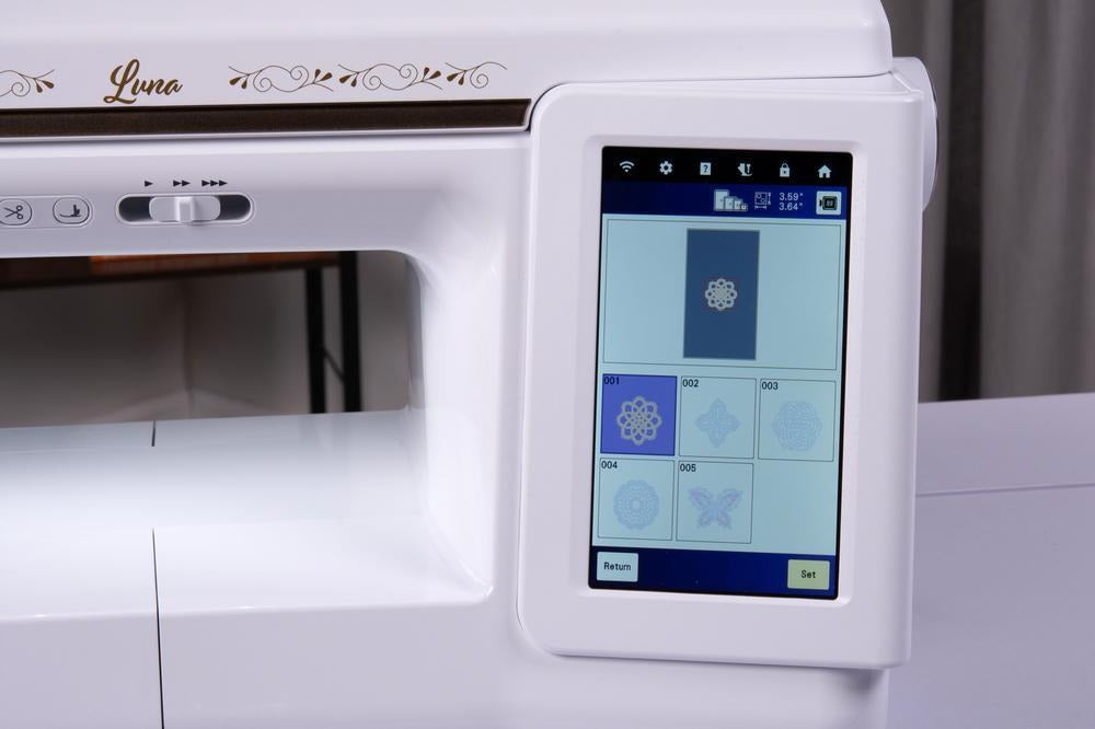Baby Lock Luna Sewing & Embroidery Machine